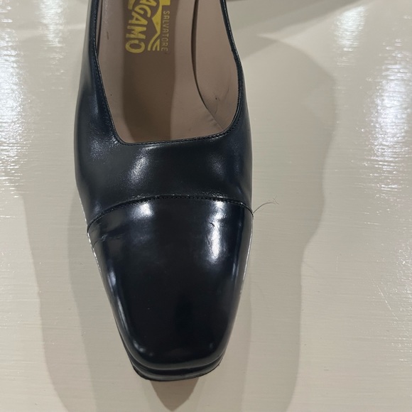 Salvatore Ferragamo black pumps size 10 - Picture 3 of 4
